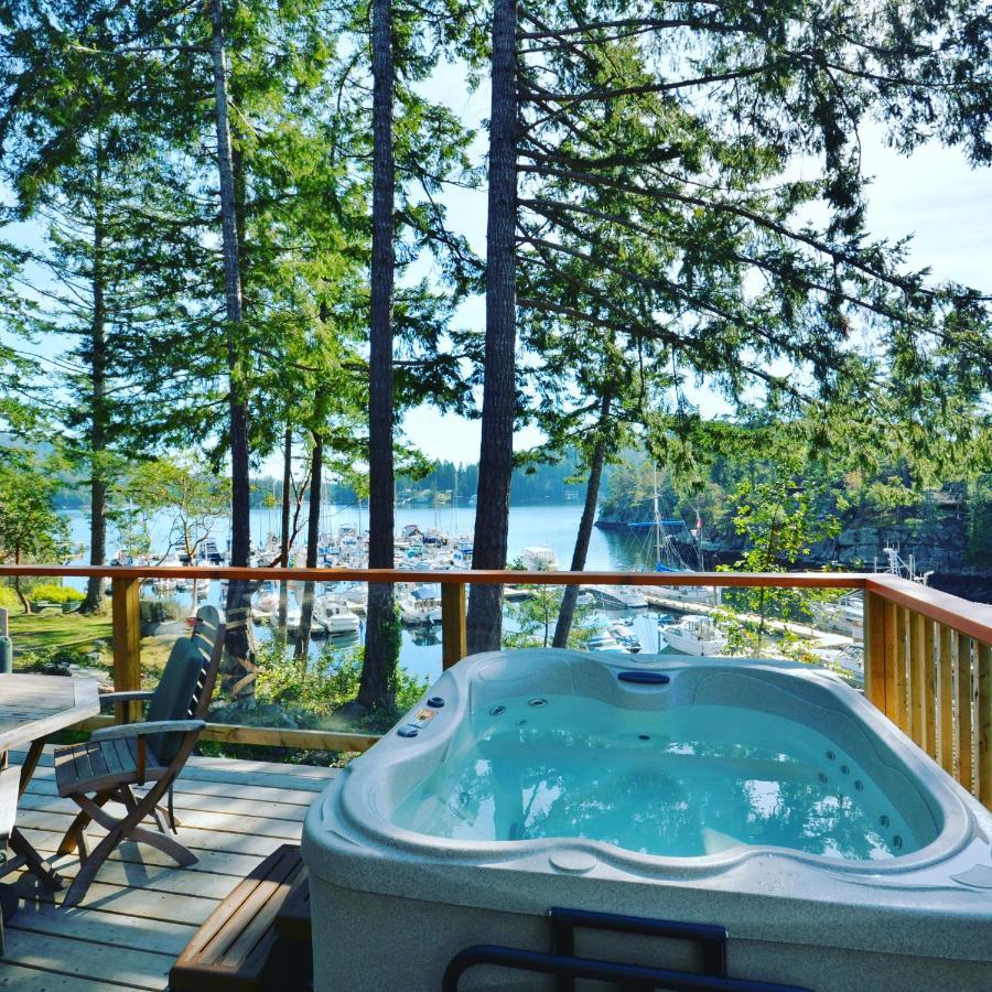 Pender Harbour Resort & Marina Garden Bay Ngoại thất bức ảnh