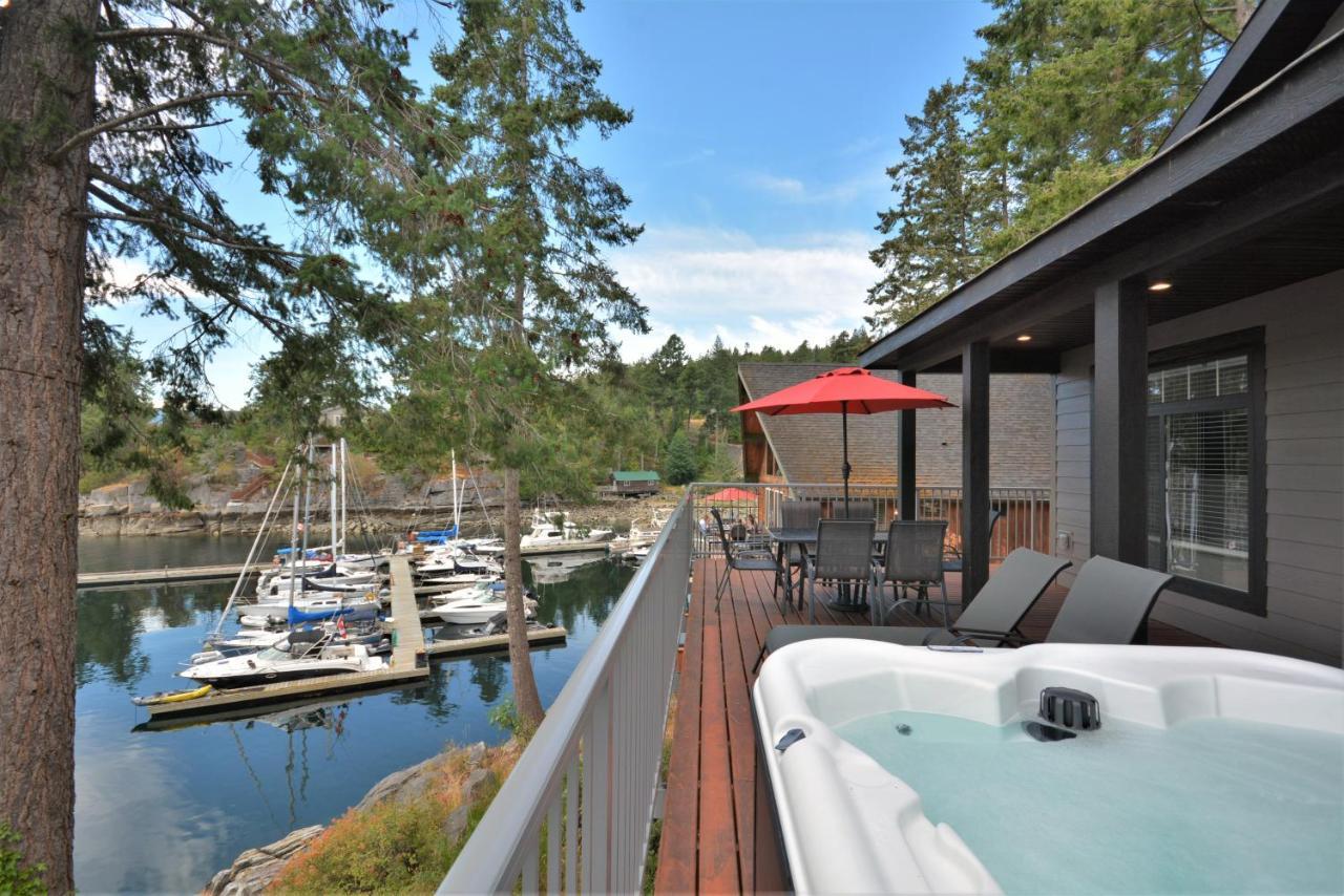 Pender Harbour Resort & Marina Garden Bay Ngoại thất bức ảnh