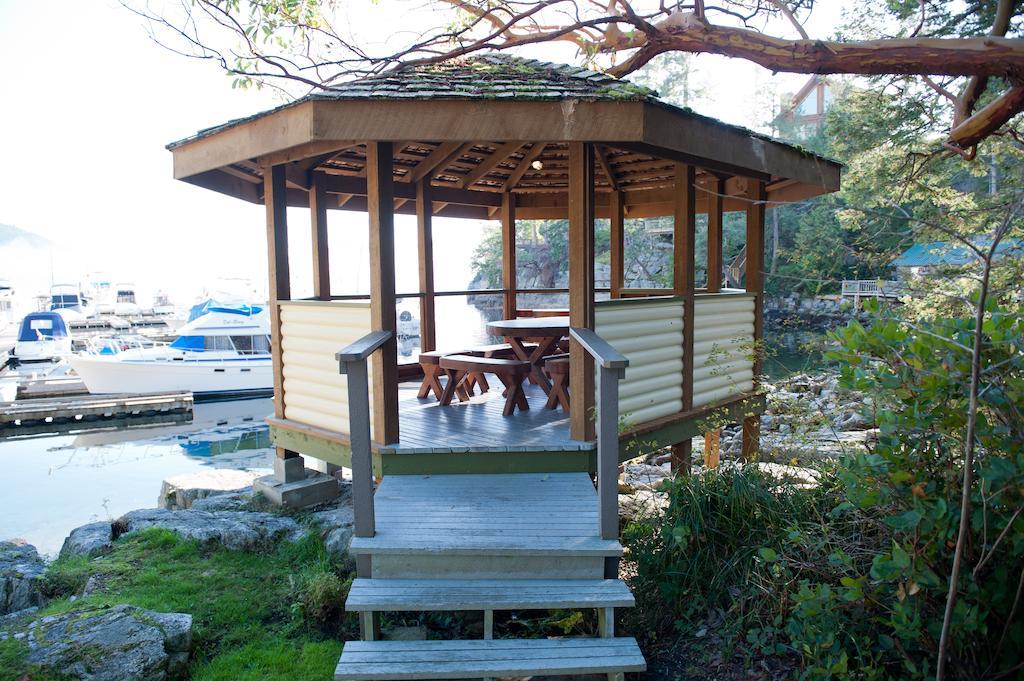 Pender Harbour Resort & Marina Garden Bay Ngoại thất bức ảnh