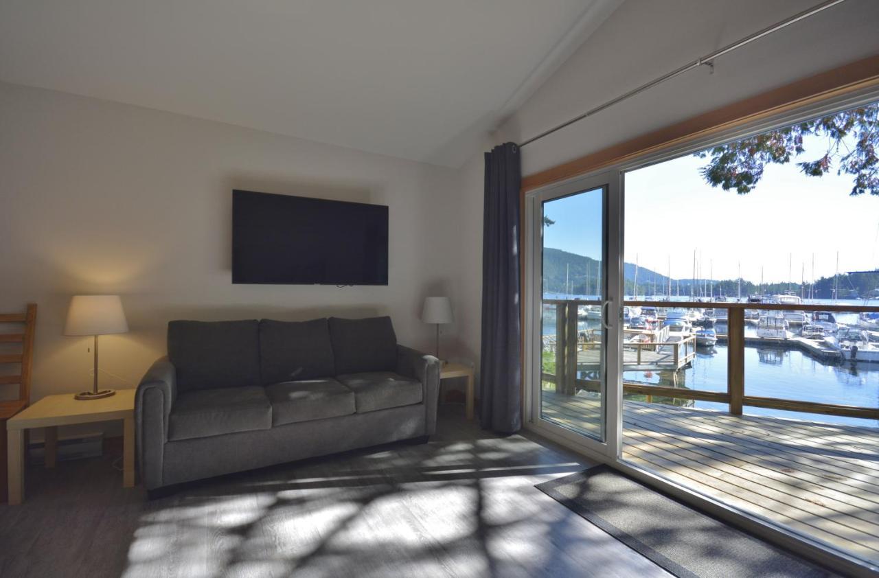 Pender Harbour Resort & Marina Garden Bay Ngoại thất bức ảnh