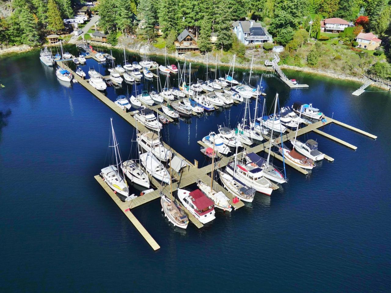 Pender Harbour Resort & Marina Garden Bay Ngoại thất bức ảnh